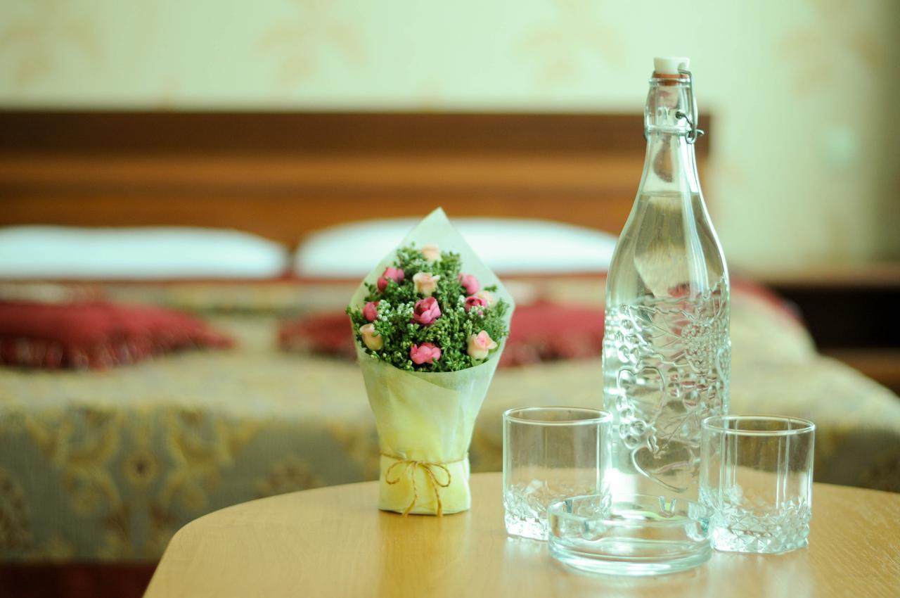 Don Kihot Hotel Novovolyns'k Kamer foto
